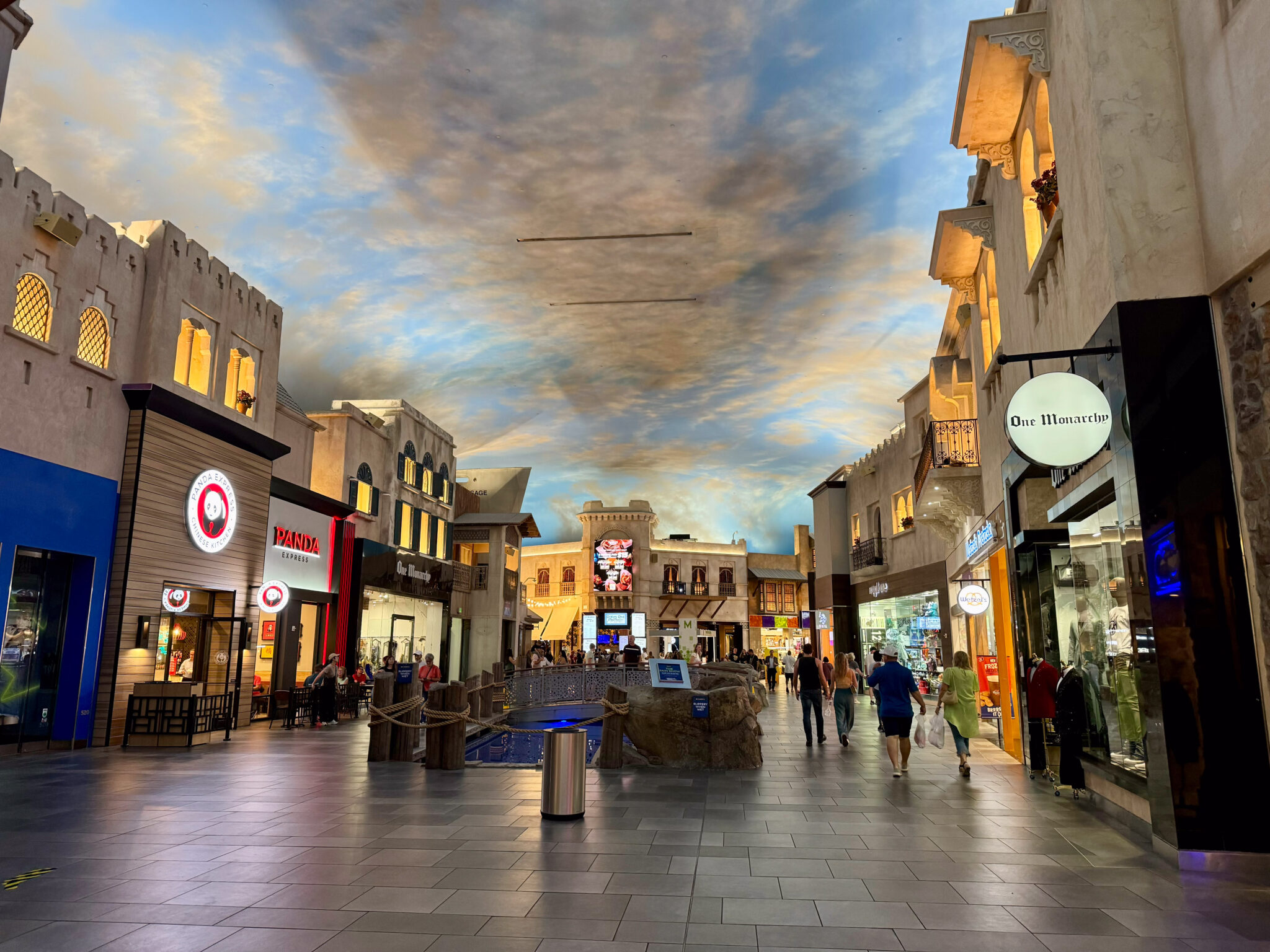 Planet Video Store 20 Top Things To Do At Planet Hollywood Las Vegas (2025)